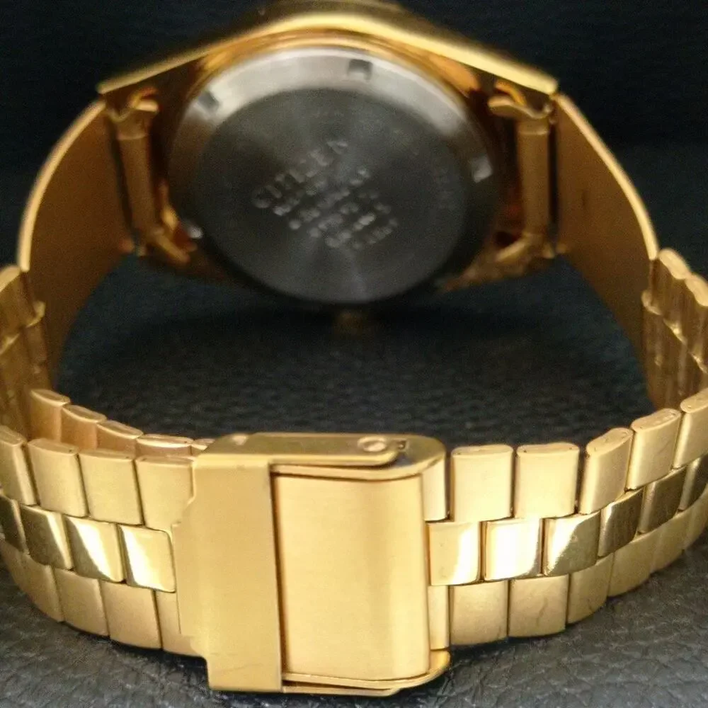 Vintage 1984 Citizen Automatic Mens Gold Watch W/daydate & Red accents